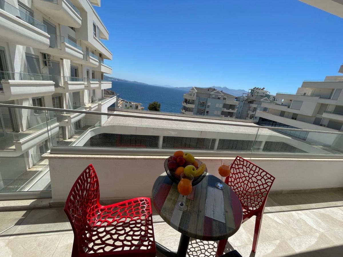 Luxury Sea View Apartaments Sarandë Buitenkant foto