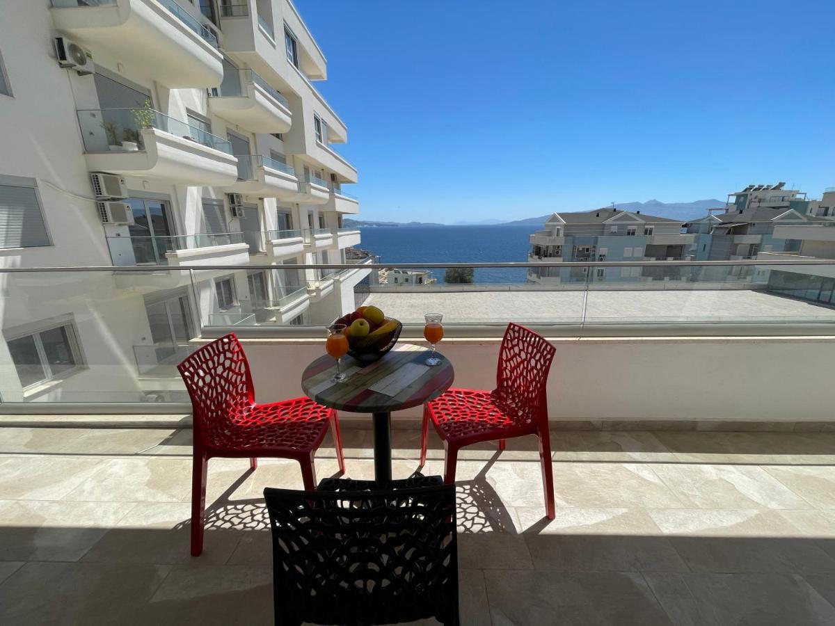 Luxury Sea View Apartaments Sarandë Buitenkant foto