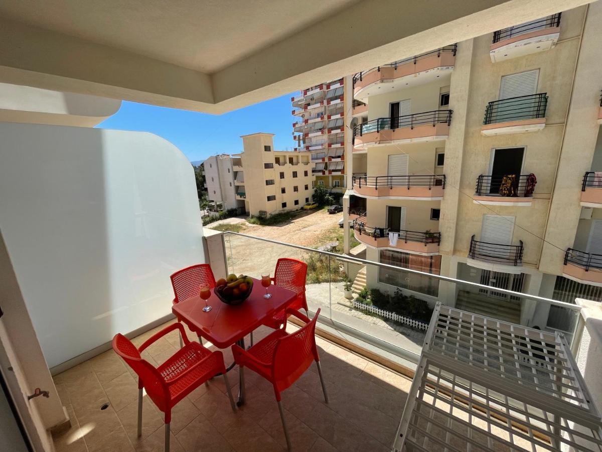 Luxury Sea View Apartaments Sarandë Buitenkant foto